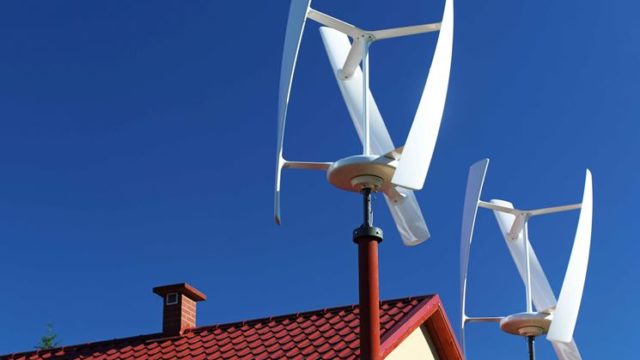 Impianto mini eolico con rotori a spirale energia eolica
